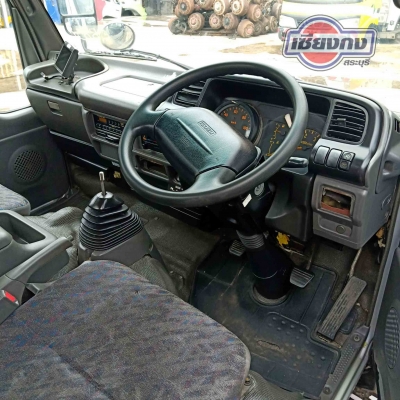 หัวเก๋ง ISUZU NKR การ์ตูน 24V หัวญี่ปุ่น สภาพเดิมๆ