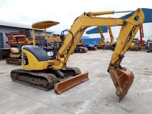 4ตัน KOMATSU PC40MR-2#11746 ปี2007 สวยๆ ราคาดีๆ นำเข้าจากญี่ปุ่น 092-929-9942 ธีรเทพ 4ตัน KOMATSU PC40MR-2#11746 ปี2007 สวยๆ ราคาดีๆ นำเข้าจากญี่ปุ่น 092-929-9942 ธีรเทพ