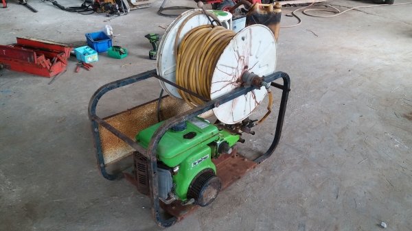 เปิดประมูลสินค้าเก่าญี่ปุ่น ปั๊มฉีดน้ำแรงดัน