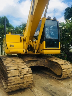 ขายแบคโฮ Komatsu pc 200-7