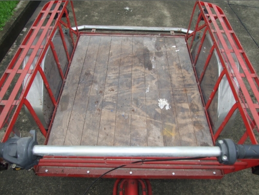 ซาเล้งแดง ซาเล้งแดง