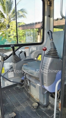 ขาย Komatsu PC30MR-1 ขาย Komatsu PC30MR-1