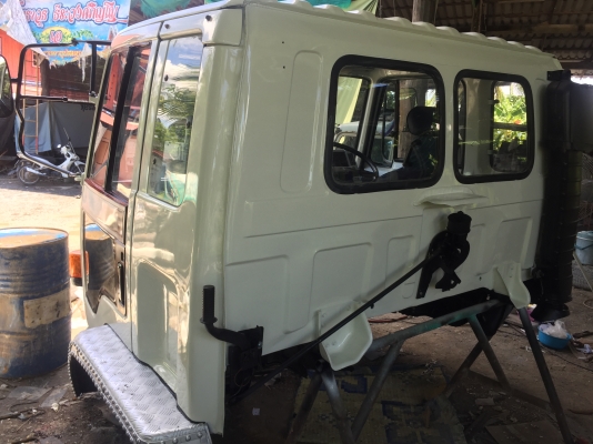 ขาย หัวสิบล้อ ISUZU ร็อคกี้  เก่าญี่ปุ่น ทำสีใหม่ สภาพสวย มีกันชนหน้า  ขาดีดหน้า-ขาคำ้หลัง ยกใส่ได้เลย