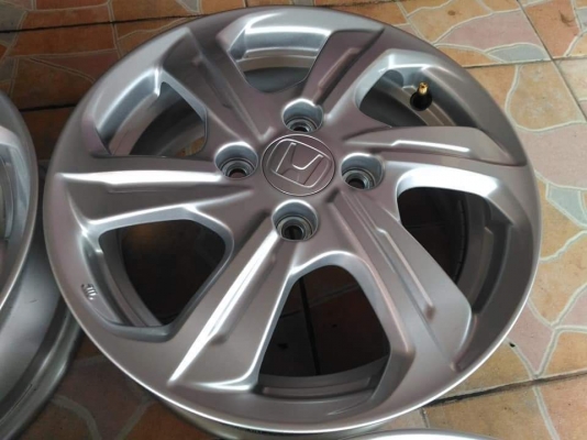 ล้อแม็กเปล่าถอดป้ายแดง Honda Brio Amaze ขอบ 14 สภาพสวย เดิมๆ สีเดิม ขายถูกๆ ทั้งชุด 4900.-*** ใส่ฟรี รับเทิร์น รับบัตรเครดิตทุกธนาคาร ส่งทั่วไทย *** ล้อแม็กเปล่าถอดป้ายแดง Honda Brio Amaze ขอบ 14 สภาพสวย เดิมๆ สีเดิม ขายถูกๆ ทั้งชุด 4900.-*** ใส่ฟรี รับเทิร์น รับบัตรเครดิตทุกธนาคาร ส่งทั่วไทย ***