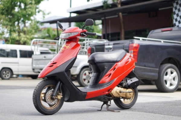 ร้าน วุฒิ นนบุรี ขาย รถป๊อบ HONDA 50cc. สวยๆ
