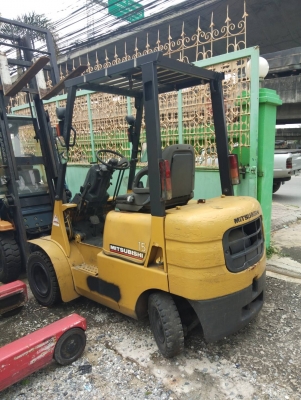 +++ ขายโฟล์คลิฟท์  MITSUBISHI FD15  ขนาด 1.5  ตัน เครื่องยนต์ดีเซล  เสา 5 เมตร  ล้อหน้าคู่  สภาพ  90 \%  เพิ่งลงจากตู้  ครับ