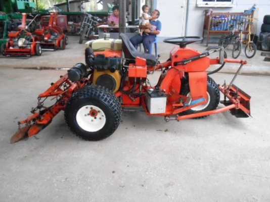 ขายรถเกี่่ยทรายTSUCHIYA พร้อมใช้งาน ขายรถเกี่่ยทรายTSUCHIYA พร้อมใช้งาน