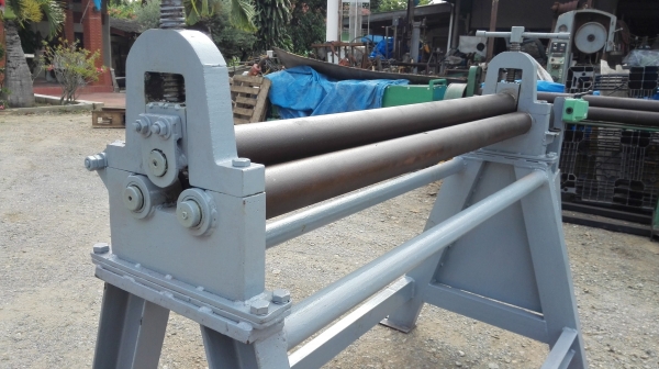 #เครื่องม้วนเหล็กแผ่น 4 ฟุต 120 cm เพลาตัน ม้วนหนา 3 mm พร้อมใช้