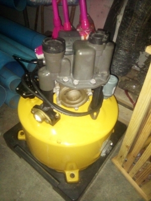 ขายปั่มน้ำออโต้มิสชุ  255 w 3000 บาท