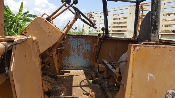 ขาย รถตัก KOMATSU JH63 เอวอ่อน เครื่องดี ปั้มดี ต่อแขนเรียบร้อยแล้ว ขาย รถตัก KOMATSU JH63 เอวอ่อน เครื่องดี ปั้มดี ต่อแขนเรียบร้อยแล้ว