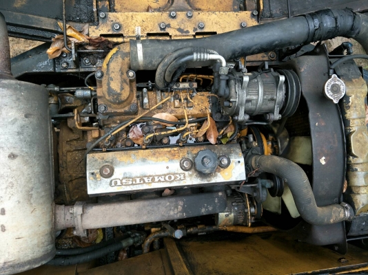 มี VDO ให้ชม.KOMATSU PC60-5 หัวคีปพร้อมบุ้งกี๋ ราคา 350000