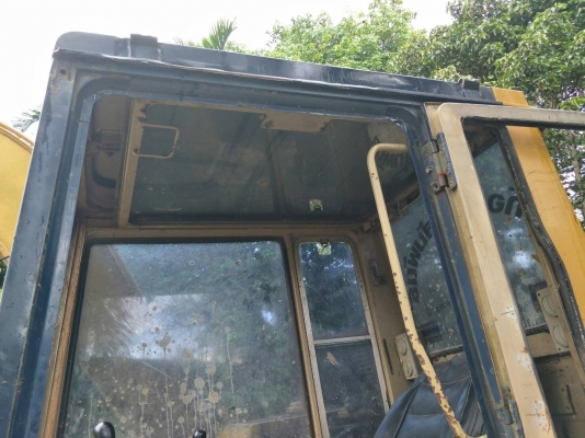 มี VDO ให้ชม.KOMATSU PC60-5 หัวคีปพร้อมบุ้งกี๋ ราคา 350000