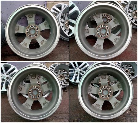 แม็ก Honda HRV 17-5-114.3 สภาพสวยเดิม ไม่คดไม่ดุ้ง  ไม่มีการซ่อมใดๆ มีรอยจากการใช้งานบ้างเล็กน้อย ขอบหนาๆ นอก-ใน ตอกหลัง อยู่ครบ