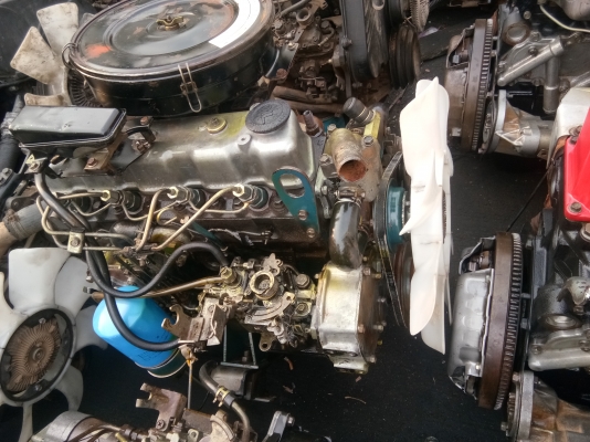 เครื่องยนต์  นิสสัน SD25. เครื่องดีราคาไม่แพง