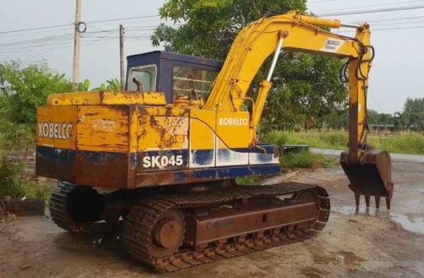 ขายด่วนรถแบคโฮโกเบโก้โฮKOBELCO-SK045MARK2มาร์ทูเทียบเท่า120รถนอกเพิ่งนำเข้ามายังไม่เคยใช้งานในเมืองไทยเลยคอลโทลน้ำมันปั้มนิ้วบูมอาร์มสวยช่วงล่างเต็มเอวเเน่นเครื่องอีซูซู4BD1ดีปั้มดีไฟฟ้าครบซีเรียสสูงเร็วเเรงไม่โหลด