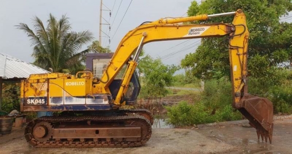 ขายด่วนรถแบคโฮโกเบโก้โฮKOBELCO-SK045MARK2มาร์ทูเทียบเท่า120รถนอกเพิ่งนำเข้ามายังไม่เคยใช้งานในเมืองไทยเลยคอลโทลน้ำมันปั้มนิ้วบูมอาร์มสวยช่วงล่างเต็มเอวเเน่นเครื่องอีซูซู4BD1ดีปั้มดีไฟฟ้าครบซีเรียสสูงเร็วเเรงไม่โหลด