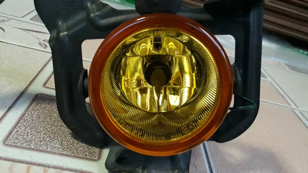ไฟตัดหมอก STANLEY เลนส์สีเหลือง ทรงกลม ขนาด3.5นิ้ว ไฟตัดหมอก STANLEY เลนส์สีเหลือง ทรงกลม ขนาด3.5นิ้ว