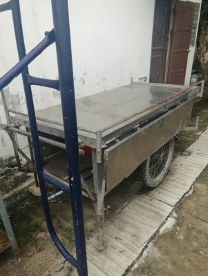 ขายรถเข็ญขายของคันใหญ่มือสอง 4,500บาทอยู่ ถนนเทพารักษ์โทร.0865292215