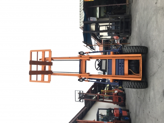 ขาย โฟรคลิฟท์  โตโยต้า รุ่น 5 ดีเซล