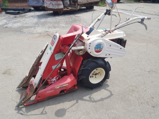 รถเกี่ยวข้าว มัดคอรวงแบบเดินตาม ยี่ห้อ YANMAR รุ่น YB301 รถเกี่ยวข้าว มัดคอรวงแบบเดินตาม ยี่ห้อ YANMAR รุ่น YB301