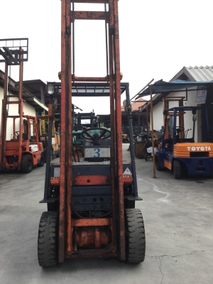 ขาย โฟรคลิฟท์ โตโยต้า รุ่น 5 เบนซิล เสา 5 เมตร