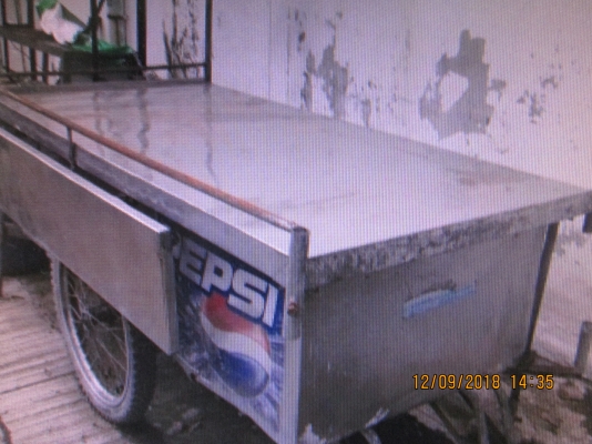 ขออนุญาต  ขายรถเข็นแสตนเลสใหญ่สภาพใหม่  5800บาท