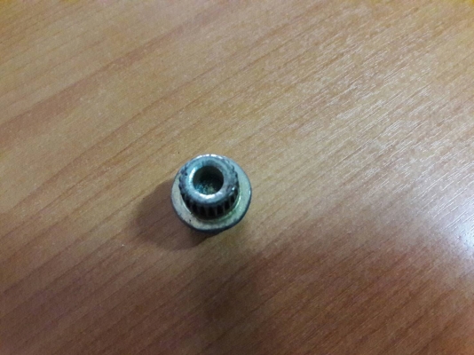 น๊อตถอดล้อ BMW E60 มือสอง