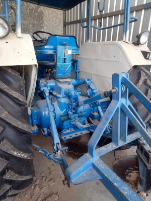 ขายford6600  T3 ยางใหม่ 4เส้น