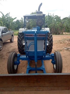 ขายford6600  T3 ยางใหม่ 4เส้น