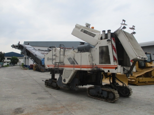 ขายรถกัดผิวถนน WIRTGEN 2000DC นำเข้าจากต่างประเทศ ยังไม่เคยใช้งานในเมืองไทย สนใจติดต่อ อำพล 090-9694506, 080-3031241
