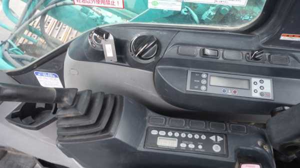 ขาย KOBELCO SK200-8 # YN12 เก่านอกจากญี่ปุ่น ยังไม่เคยใ ช้งานในเมืองไทย สนใจติดต่อ อำพล 090-9694506, 080-3031241