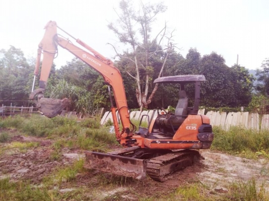 HITACHI EX 35