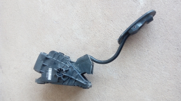 คันเร่งไฟฟ้า