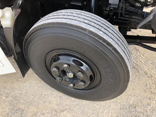 รถอีซูซุ 6 ล้อ ( สไลด์ ) NPR 150 แรงม้า ปี 56. , ( รถวิ่ง 3xx,xxx กม. ) สนใจติดต่อ 081 - 6079515