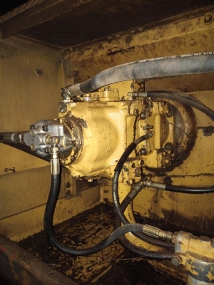 cat e200b590000ต่อรอง สภาพเต็ม พร้อมใช้งาน เล่มพร้อม0828580728 ขายเอง