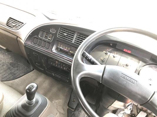 AICHI D706  / ISUZU 6HE1- 195 HP จดทะเบียนให้