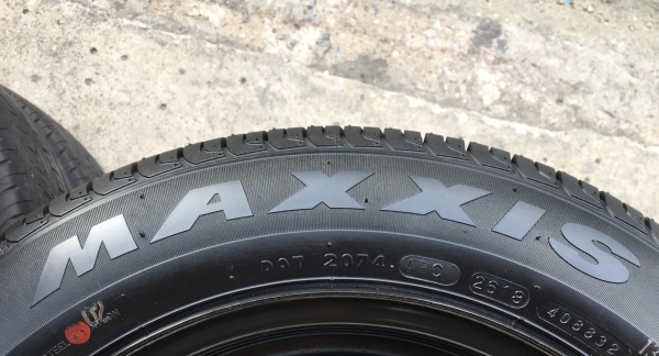 ยางป้ายแดง 175-65-15 Maxxis ปี 18 ตุ่มเด้งๆ เส้นสีจัดจ้านทุกเส้น ยางป้ายแดง 175-65-15 Maxxis ปี 18 ตุ่มเด้งๆ เส้นสีจัดจ้านทุกเส้น