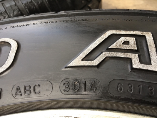 ล้อแม็ก SSW Racing  6รู139 ขอบ 17 สีดำขอบเงา พร้อมยาง Maxxis 265-65-17 ปี 15