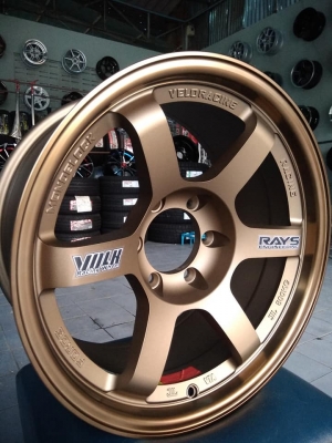 แม็กใหม่ te37 ก้านยก ขอบ 18 ราคา 11800 บาท