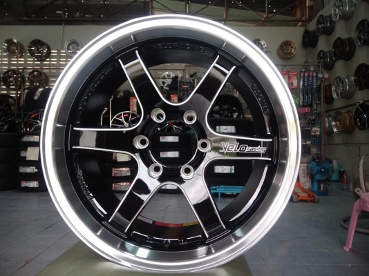 แม็กใหม่เวล ขอบ 18 ราคา 12800 บาท