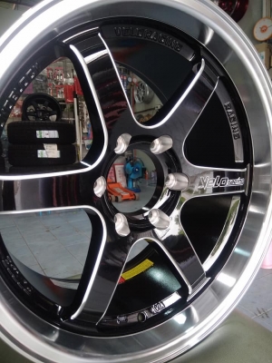 แม็กใหม่เวล ขอบ 18 ราคา 12800 บาท