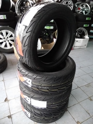 ยางใหม่ลายซิ่ง 195-50-15 ชุดละ 5700 บาท พร้อมติดตั้ง ยางใหม่ลายซิ่ง 195-50-15 ชุดละ 5700 บาท พร้อมติดตั้ง