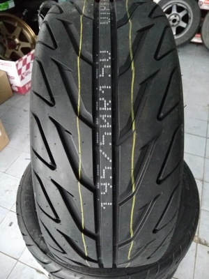 ยางใหม่ลายซิ่ง 195-50-15 ชุดละ 5700 บาท พร้อมติดตั้ง