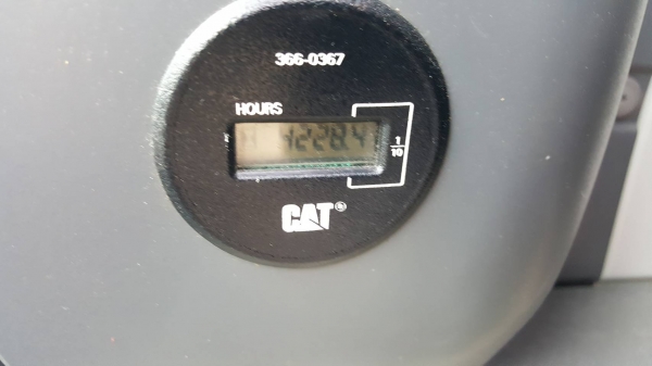 ขายรถแบคโฮ CAT 320 D2 ไมล์ 4200 ชม.ราคา 4280000