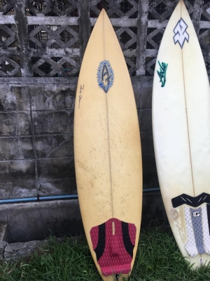 ขายกระดานโต้คลื้น Surfboard มือ 2 เจแปน ขายกระดานโต้คลื้น Surfboard มือ 2 เจแปน