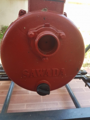 ขายปั้มน้ำพร้อมรถเข็นสภาพยังใหม่ ซื้อมายังไม่ได้ใช้ ราคา 7,500 บ. สนใจติดต่อ 08 4056 0785 ขายได้ขาย ลดได้ลด ของใหม่ราคา 11,300 บ. ไม่รวมรถน้ำเข้า 2 นิ้ว ออก 2 นิ้ว