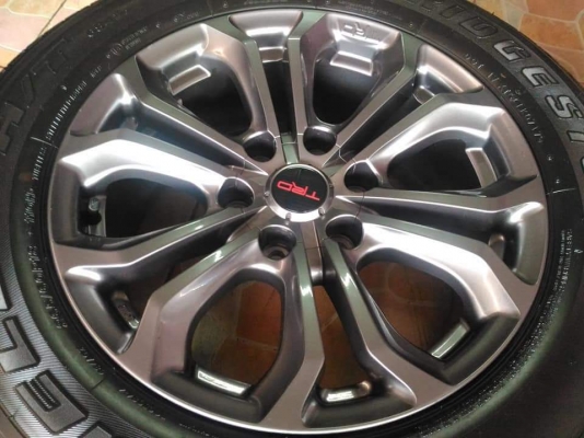 ล้อแม็ก Toyota Fortuner TRD4 แท้ ขอบ 18 พร้อมยาง Bridgestone Dueler 265/60R18 ผลิตปี 2017 ยางสวย ดอกหนาๆ ล้อสวย เดิมๆ ขายถูกๆ ทั้งชุด 43,900 บาท *** ล้อเดิมเทิร์นได้ ติดตั้งฟรีค่ะ รับบัตรเครดิตทุกธนาคาร ส่งทั่วไทย ล้อแม็ก Toyota Fortuner TRD4 แท้ ขอบ 18 พร้อมยาง Bridgestone Dueler 265/60R18 ผลิตปี 2017 ยางสวย ดอกหนาๆ ล้อสวย เดิมๆ ขายถูกๆ ทั้งชุด 43,900 บาท *** ล้อเดิมเทิร์นได้ ติดตั้งฟรีค่ะ รับบัตรเครดิตทุกธนาคาร ส่งทั่วไทย