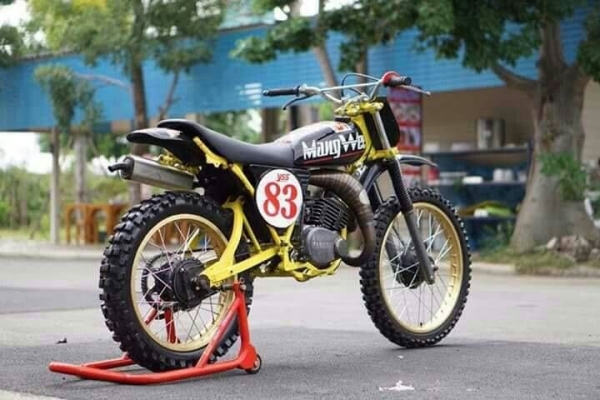 Yamaha DT125 เฟรมเหลี่ยม สวยสุดในรุ่น