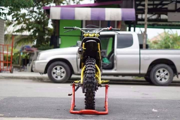 Yamaha DT125 เฟรมเหลี่ยม สวยสุดในรุ่น