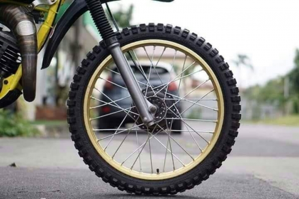 Yamaha DT125 เฟรมเหลี่ยม สวยสุดในรุ่น